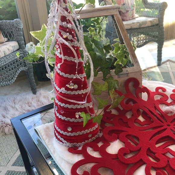 SALE‼️🎄Bejeweled Christmas Tree🎄 - Picture 5 of 12